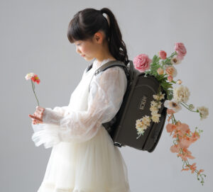 【舞台裏公開】新作カタログ撮影で大切にした「お子様の笑顔」と「ランドセルの表情」